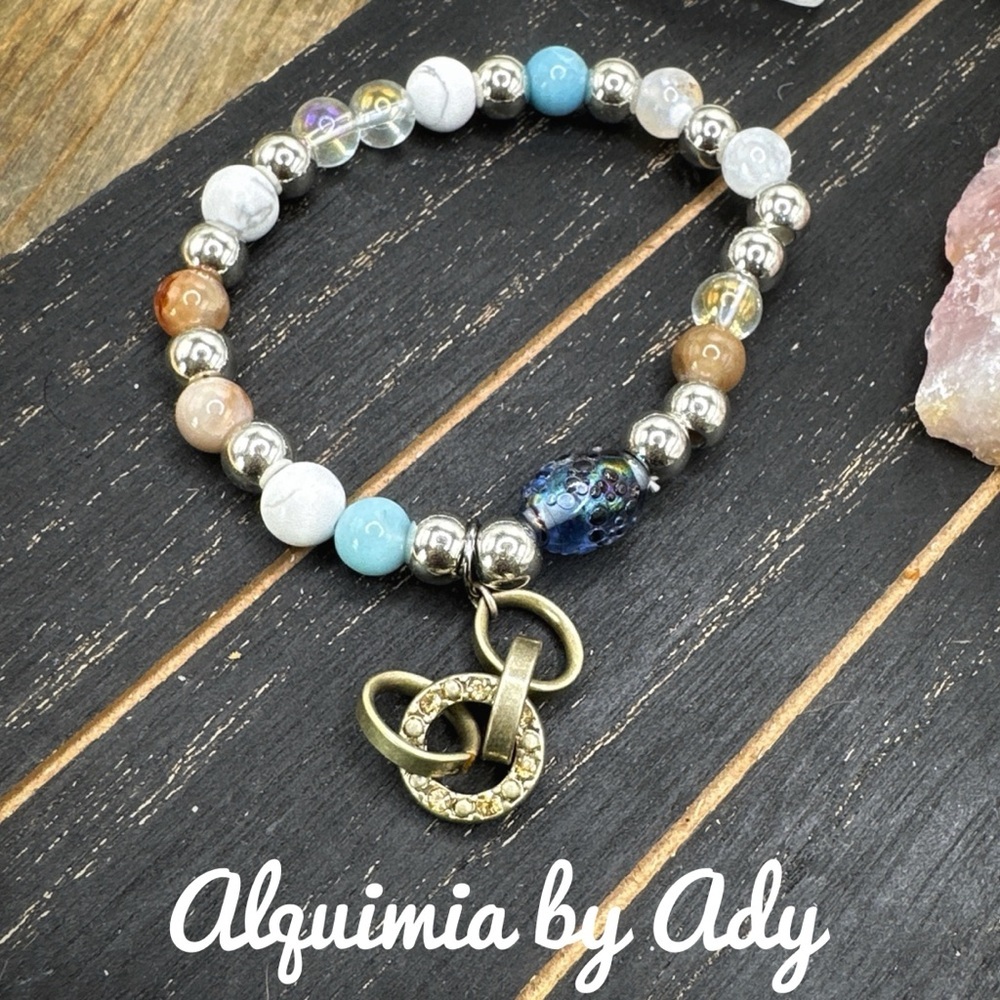 Alquimia Silver And Blue Beaded Bracelet With Charm 47$